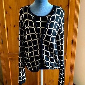 Liz Claiborne Collection Women’s Black + Beige Zip Up Cardigan Sweater Set